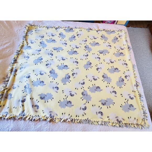 Handmade Yellow Gray Fleece Tie Knot Blanket Lamb Soft Double Layer 44" x 55" - Picture 1 of 4